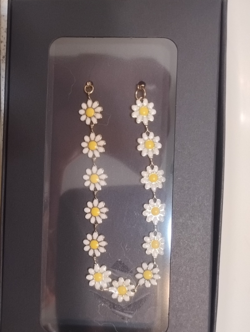 White Daisy Enamel Chain Bracelet - Gold Plated Stainless Steel Women Jewelry